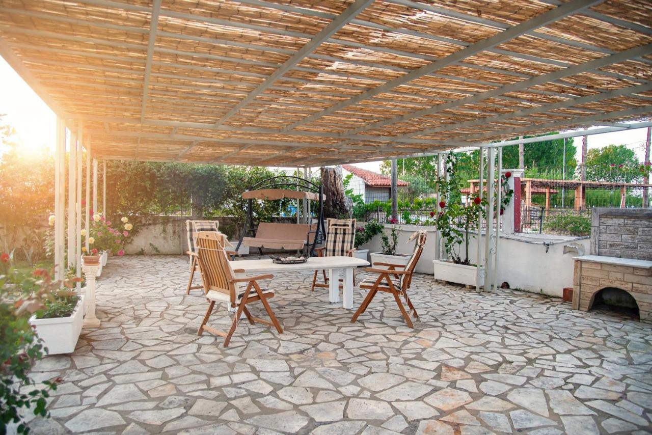 Christa Luxury Apartments Kavos Exterior photo